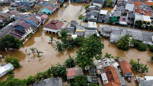 The 6 Steps Involved in the Natural Disaster Restoration Process